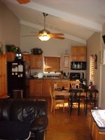 819-Pan-Apt-06.JPG