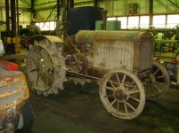 TRACTOR 057.jpg