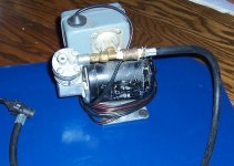 12V pump 1.jpg