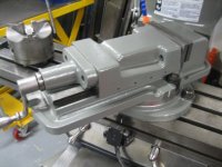 10 6 in Yuasa Swivel Mill Vice s.jpg