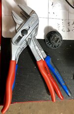 abb89b3e7da9b49c0e55abf3f42b9f97.jpg