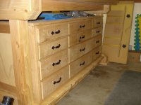 cabinet_03.jpg