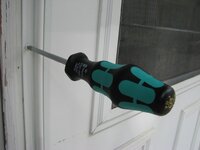 Wera-PH2x100mm-holding-itself-horizontally.jpg