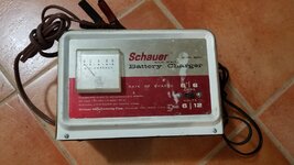 battery charger Schauer.jpg