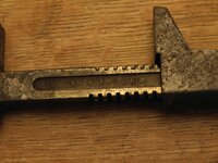 PB117275-th.jpg