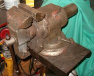 HF_vise.jpg HF_vise.jpg