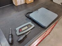scale1.jpg