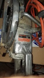 Skilsaw 825 worm-drive 8 one-quarter inch saw.jpg