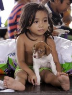 dog pb-120810-philippines-flooding-nj-06.jpg