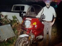 BMW R100RT-Ford van-pickup.jpg BMW R100RT-Ford van-pickup.jpg