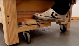 table retracable wheels 2.jpg