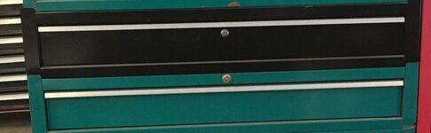 middle drawer.jpg middle drawer.jpg