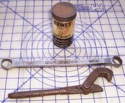 tire Kit, Pipe wrench, Plvmb.jpg