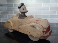 Donald Duck rubber car.png Donald Duck rubber car.png