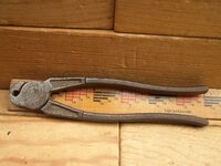 Alleged  Blasting Cap Crimper-02.jpg