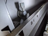Desk_lock_mech2.jpg