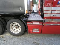 lift axle and rear deck.jpg