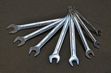 Combination_wrenches.jpg Combination_wrenches.jpg