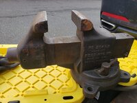 Vise R Side_2.jpg
