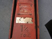 165810048.jpg