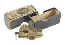 Parkinson salesman vise-1.jpg