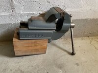 gressel-schraubstock-in-top-zustand.jpg gressel-schraubstock-in-top-zustand.jpg
