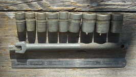 Indestro 10-pc 1.4 dr SAE socket set D-I 091123 07.jpg