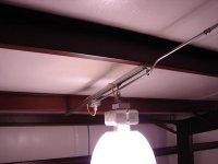 close_up_MH_light_mounting.jpg