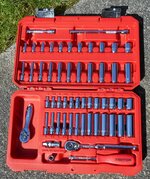 Tekton SKT05301 55-pc 1.4 dr Metric & SAE socket set 01.jpg