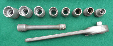 Indestro 11-pc 1.2 dr SAE socket set D-I (3111B) 05.jpg