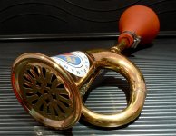 Bobbay Taxi Horn.jpg