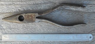 Sheffield England needle nose cutter 02.jpg