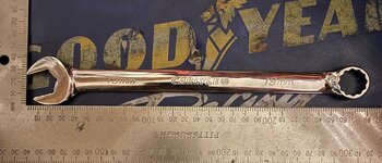 carlyle 19mm.jpg carlyle 19mm.jpg