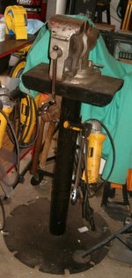 pedestal_vise.jpg