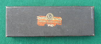 New Britain 13 pc 1.4 dr SAE socket set 10.jpg