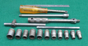 New Britain 16 pc 1.4 dr SAE socket set 04.jpg