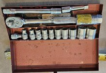Indestro 3.8 dr SAE socket set upside-down label (ebay 276168699063 00).jpg