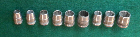 New Britain 1.4 dr Chrome 9-pc SAE socket set 111523 04.jpg