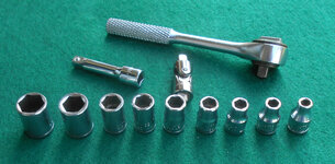 Crescent KAL 13 pc 1.4 dr SAE socket set 03.jpg