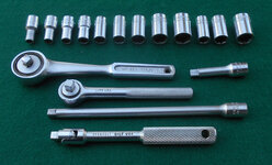 Crescent 17 pc 1.4 dr SAE socket set 07.jpg