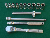 Fairmount 14 pc 1.4 dr SAE socket set 02.jpg