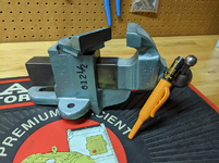Athol_612_swivel.PNG