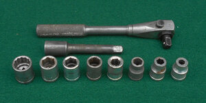 G.M. Mfg. Co. 10 pc 1.4 dr SAE socket set 112923 05.jpg