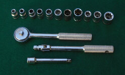 Grand Auto (Japan) 15 pc 1.4 dr SAE socket set 05.jpg