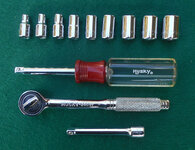 Husky 40001 13 pc 1.4 dr SAE socket set 06.jpg