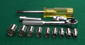 JS Technology 13 pc 1.4 dr SAE socket set 113023 B 06.jpg