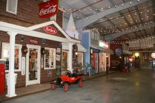 dinerandmuseum_078[1].jpg