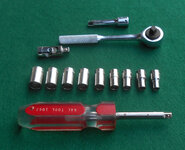 KAL 13 pc 1.4 dr SAE socket set 121623 A 07.jpg