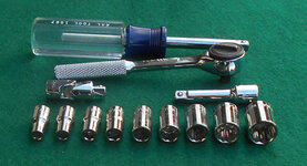 KAL 13 pc 1.4 dr SAE socket set 121623 B 08.jpg
