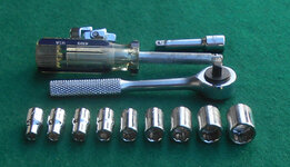 KAL 13 pc 1.4 dr SAE socket set 121623 C 08.jpg